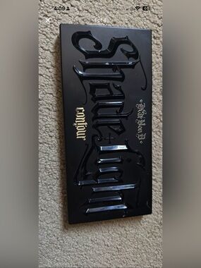 Kat Von D Black Contour & Highlight Palette